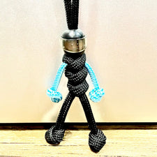 Lewis Hamilton -  Mercedes F1 Keyring | Petronas Colours | Black Helmet & Visor